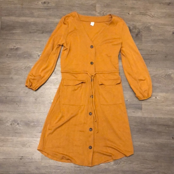 Old Navy waist-defined ponte knit utility dress - Picture 2 of 3